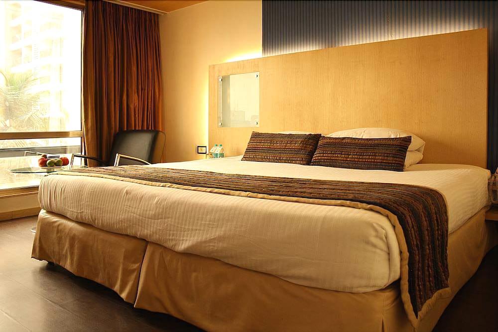 Ramee Guesline Hotel, Dadar Mumbai Exterior foto